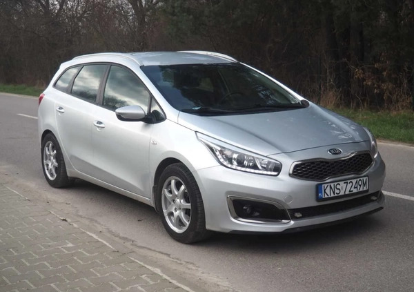 Kia Ceed cena 36900 przebieg: 196120, rok produkcji 2017 z Świnoujście małe 667